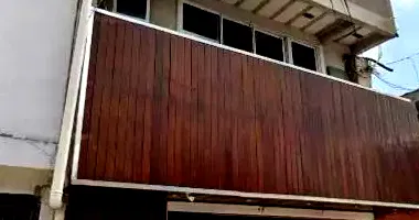 Prédio Comercial em Leilão com 150m² de Terreno