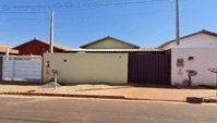 Casa com 2 quartos em Colina - SP