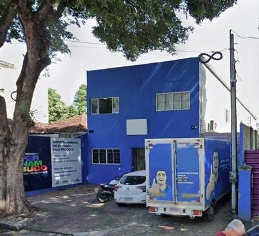 Prédio comercial, 4 dorms, 2 banhs, 411m²