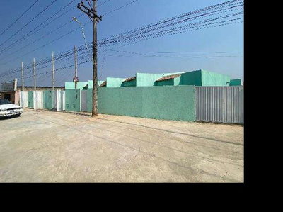 Casa com 1 Quarto e Garagem em Nova Iguaçu