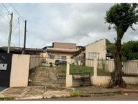 Casa Ocupada com 300m² de Terreno e 82m² Construídos