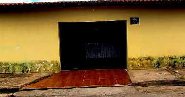 Casa com 90m², 150m² terreno, 1 quarto, 1 banheiro, sala e cozinha