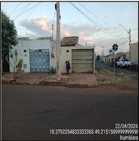 Casa com 2 quartos, 58,5m² e terreno de 123m² em Itumbiara/GO