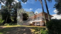 Casa de alto padrão com 297m² em Cotia/SP