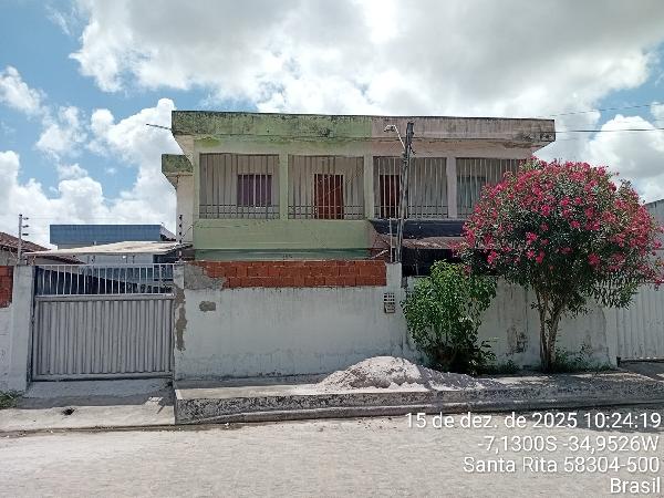Casa em Condomínio com 2 Quartos em Santa Rita - PB