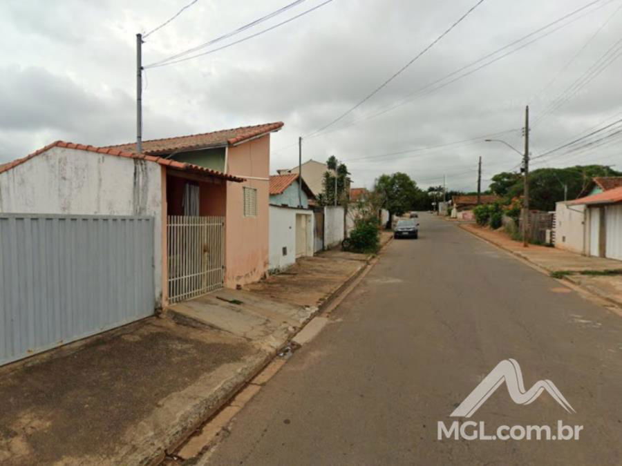 Fração ideal de 6,25% de casa e lote em Três Pontas/MG