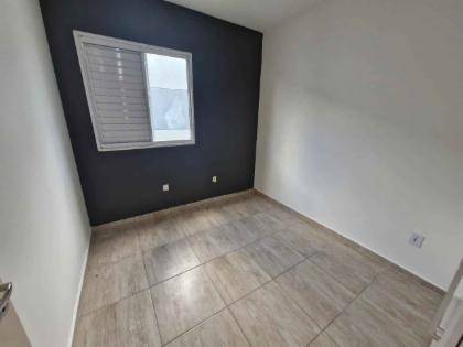 Casa desocupada com 48m² construída, ideal para moradia
