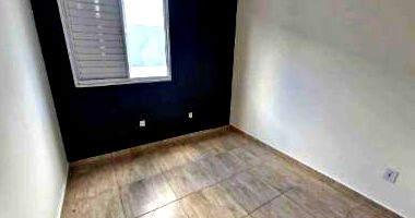 Casa desocupada com 48m² construída, ideal para moradia