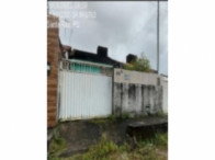 Casa com 2 quartos e 180m² de terreno em Santa Rita/PB