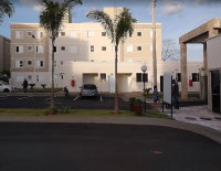 Apartamento com 2 Quartos e Vaga em Uberlândia/MG