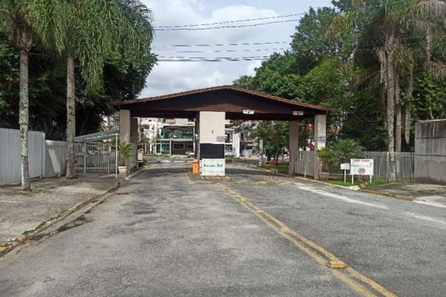 Imóvel Urbano Desocupado com Área de 167,15 m² em Mogi das Cruzes