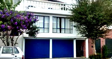 Casa com 240m² de área construída em São Paulo