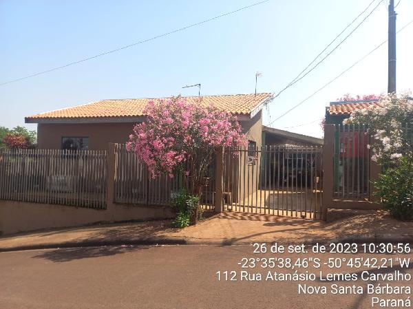 Casa com 3 Quartos e Área Privativa em Nova Santa Bárbara