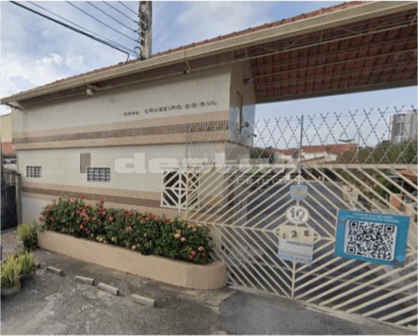 Casa com 3 quartos, suíte e área de lazer