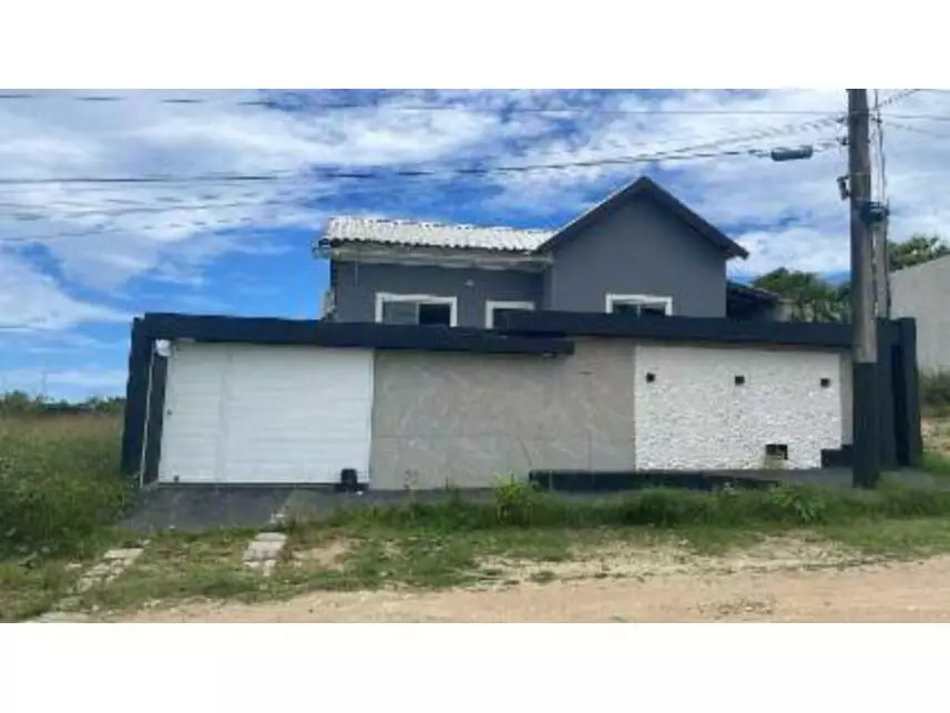 Casa com 360m² de terreno, 165m² construída, ocupada