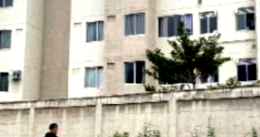 Apartamento com 2 quartos e 1 vaga em São Gonçalo/RJ