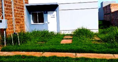 Casa com 2 Quartos e 2 Vagas no Parque das Aroeiras