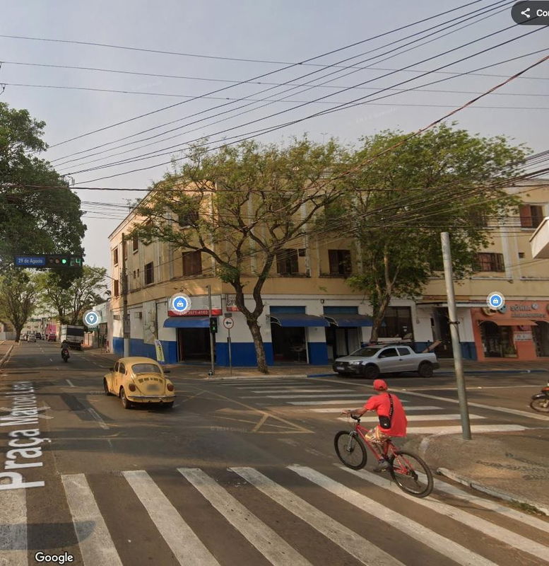 Imóvel Comercial com 3 Pavimentos no Centro de Leme/SP
