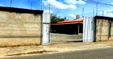 Imóvel Misto Ocupado em Povoado Araçá - 2.510,98m²