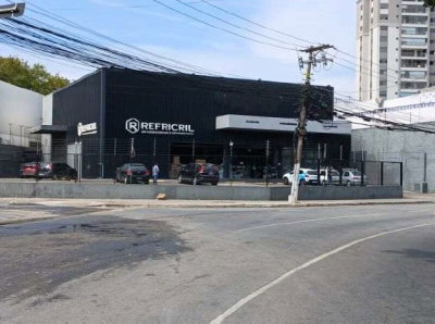 Galpão comercial de 997m² em 2 pavimentos