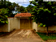 Chácara com 2 quartos, suíte, área gourmet e piscina, 280m² construída