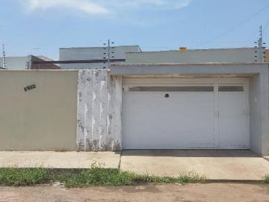 Casa com 120 m², 2 quartos, 1 banheiro, ocupada