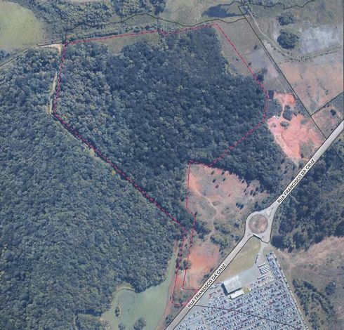 Terreno Urbano com 166.652,96m² em São José dos Pinhais