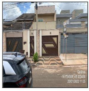 Casa com 4 quartos em Goiânia/GO
