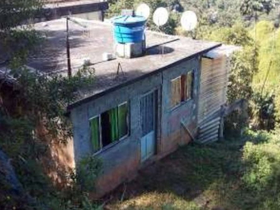 Casa em Terreno com 630 m² em Ribeirão Pires - SP