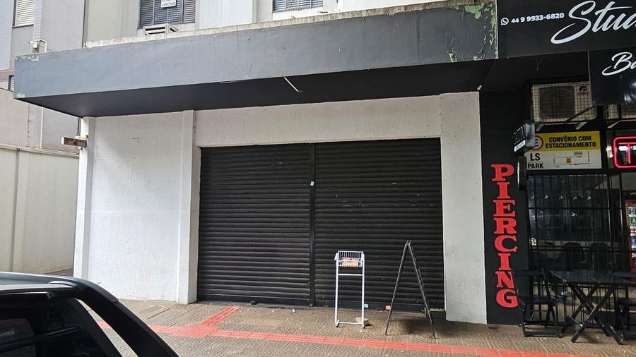 Sala Comercial 98m² no Edifício Bahamas, Zona 07, Desocupada