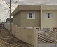 Casa 72m² em Atibaia com 44m² de área descoberta