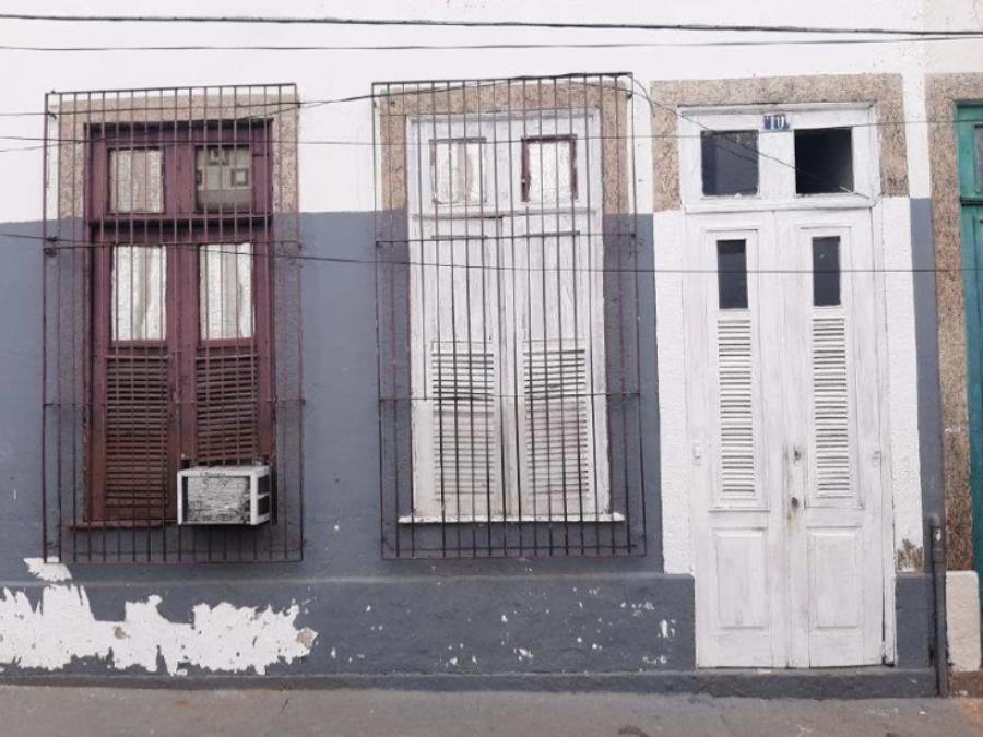 Casa com 65m², 1 quarto, 1 banheiro, ocupada