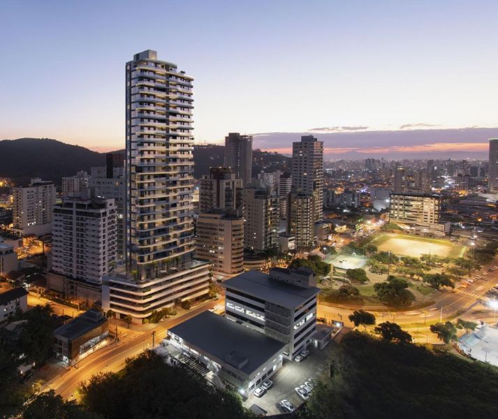 Apartamento com 4 suítes e 222m², frente para o mar