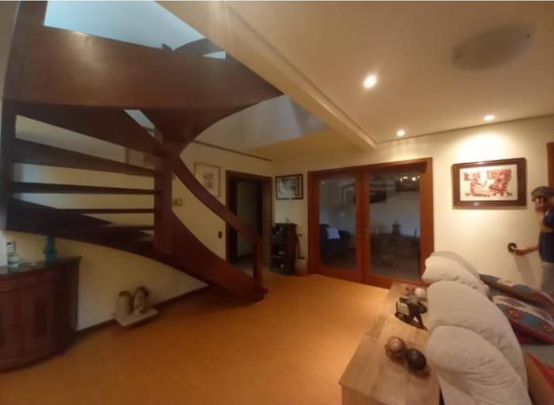 Cobertura de 483,11 m², 4 quartos, 4 banheiros, 4 vagas, desocupada