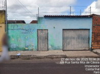 Casa com 2 quartos, 1 banheiro e 1 vaga de garagem