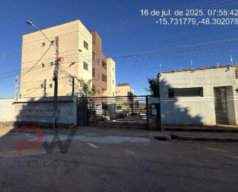Apartamento com 2 quartos em Águas Lindas de Goiás