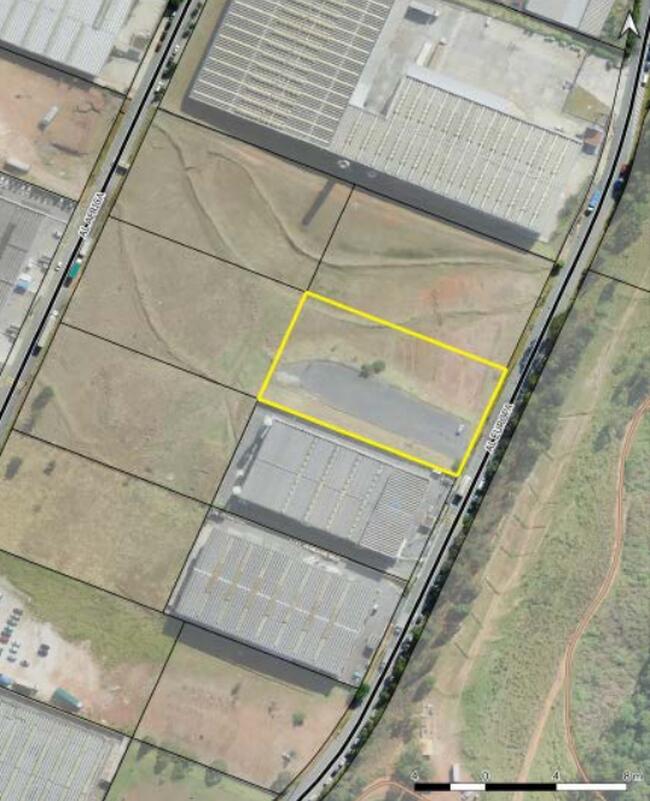 Terreno em Polo Empresarial com 4.740m² em Santana de Parnaíba/SP