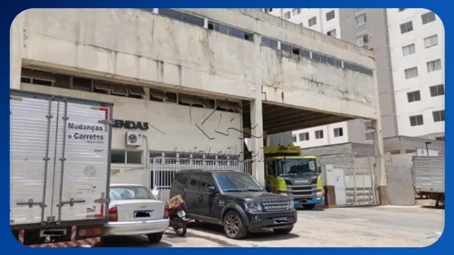 Prédio Comercial de Alto Padrão com 2.171m² de Área Construída