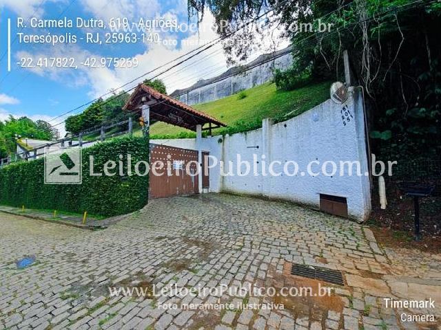 Casa com 2 quartos, 2 banheiros, 1 vaga e 94,38m² construída