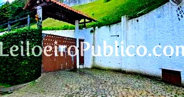 Casa com 2 quartos, 2 banheiros, 1 vaga e 94,38m² construída