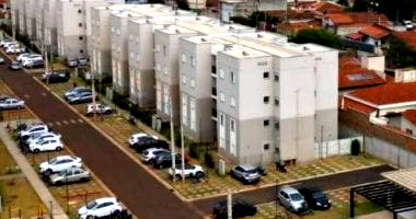 Apartamento com 2 quartos, 1 banheiro e 1 vaga de garagem