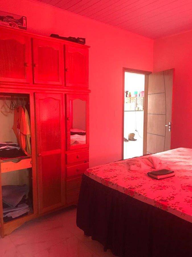 Casa com 3 quartos, 1 banheiro, 108m² construída, ocupada
