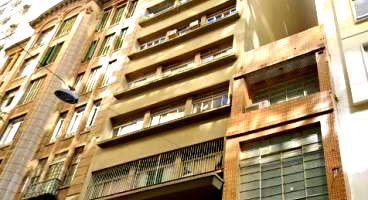 Conjunto comercial 129m² desocupado com 148m² de terreno