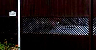 Casa padrão com 3 quartos, 3 banheiros, 1 vaga, 138m² construída, ocupada