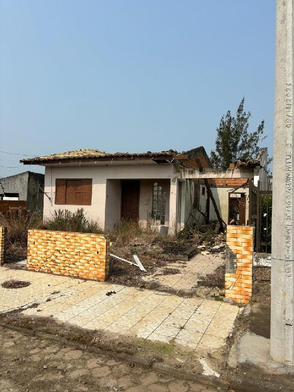 Casa com 2 Quartos em Balneário Rincão/SC