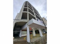 Espaço Comercial com 10,15m² em Edifício Garagem