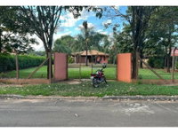 Chácara com 2 casas em leilão