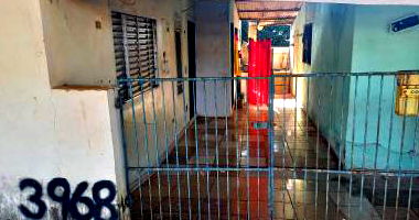 Terreno com 2 casas em Umuarama/PR