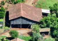 Parte ideal de lote rural com 77.500m², galpão e residência