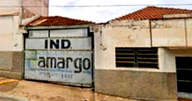 Imóvel industrial com 1.907,74m² em Itajobi/SP